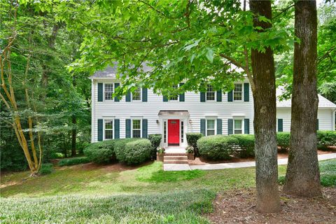 204 Old Forest Road sold home in Heathwood, Easley, SC