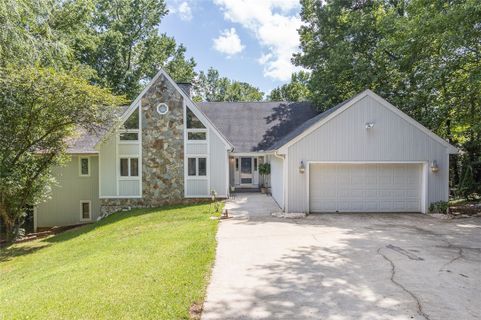 324 Stephen King Drive
