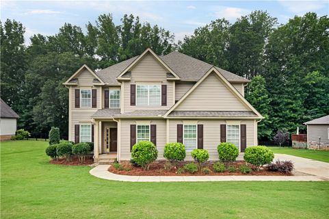 148 Waltzing Vine Lane