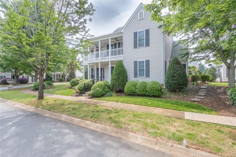 1016 Meehan Way