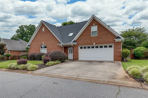 107 Carmen Way sold home in Sandalwood, Easley, SC
