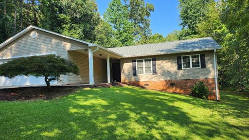 104 Hartwell Drive sold home in Hanover Hills, Seneca, SC