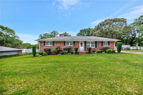 504 E Green Street sold home in Woodbine Height, Iva, SC