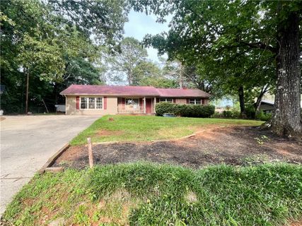 608 Tanglewood Drive