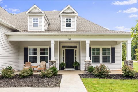 489 Twin View Drive