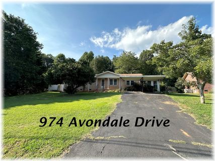 974 Avondale Drive sold home in Avondale, Seneca, SC