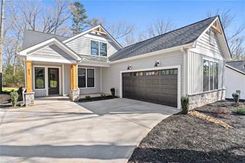 1111 Bay Drive sold home in Treasure Bay, Fair Play, SC
