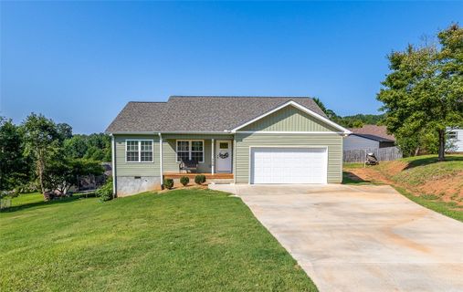 109 Sycamore Court