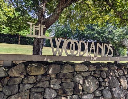 833 Old Greenville Highway 220