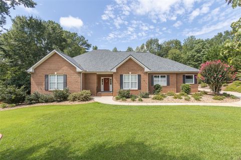 127 Newington Circle
