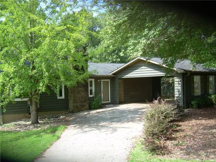 309 Meadow Drive