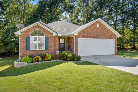 126 Woodbridge Court