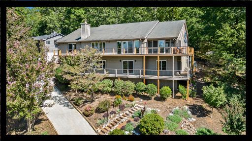 543 Long Reach Drive