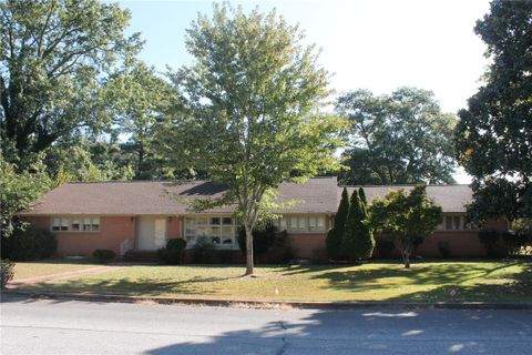 2000 Lindale Road