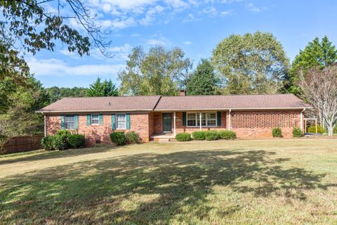 828 White Oak Hill Drive
