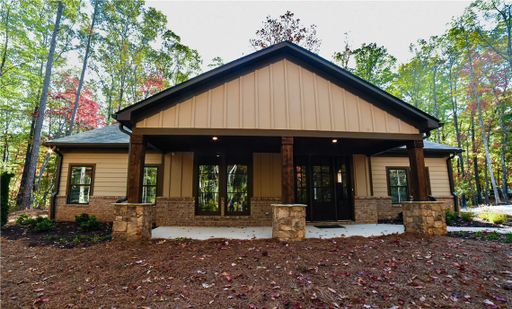 110 Jocassee Falls Drive sold home in Jocassee Falls, Salem, SC