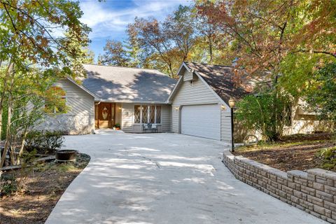8 Spinnaker Way