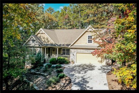 7 Pine Garden Way