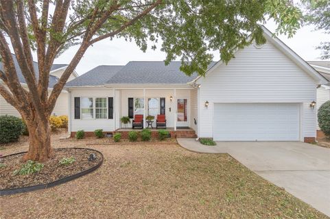 152 Elliott Circle sold home in Village at Marchbanks, Anderson, SC