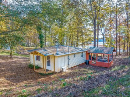 A home in Lakeview Height, Martin