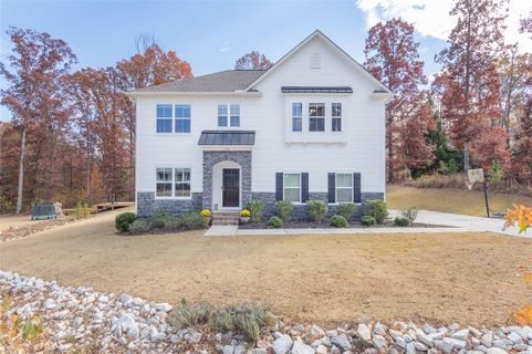 123 Warren Drive