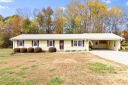 305 W Sunsetstrip Drive sold home in Seneca, SC