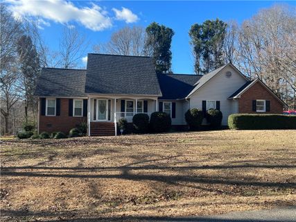 101 Whispering Pines Drive sold home in Knoxwood Estate, Anderson, SC