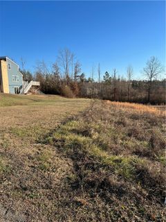 504 & 506 Horseshoe Drive sold home in Thriftwood, Seneca, SC