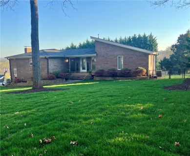 1036 Briarwood Drive sold home in Timbrooke, Easley, SC