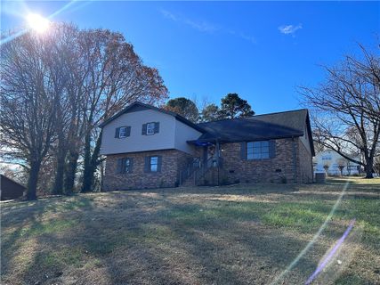 221 Timbrooke Way sold home in Timbrooke, Easley, SC