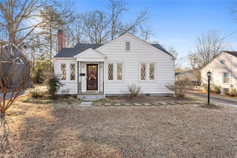 607 Blair Street