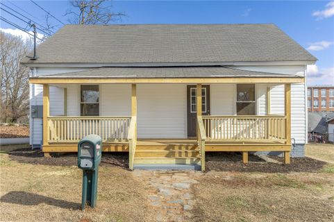 101 S 6Th Street