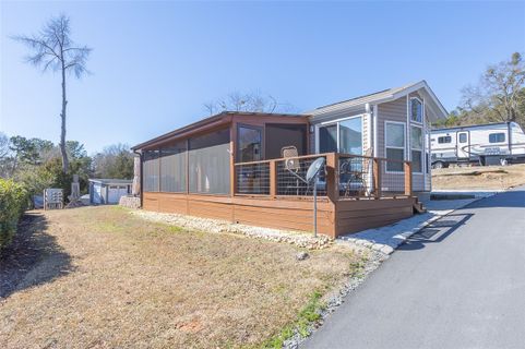 704 Heartland Road sold home in Lakeshore Village, Fair Play, SC