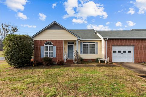 800 Autumn Oaks sold home in Autumn Oaks, Anderson, SC