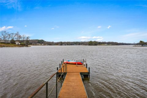 198 Waterside Point