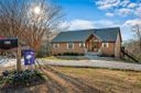 821 Lenore B Lane sold home in Mountain Rest, SC