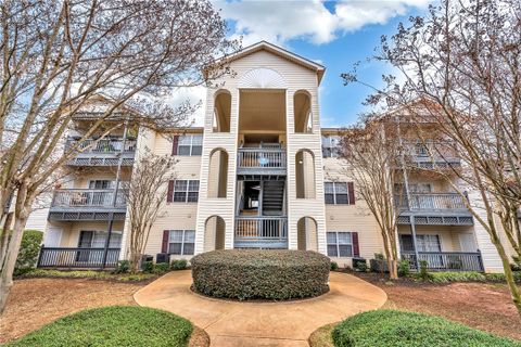 111 Wexford Drive 303