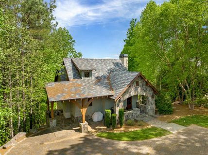 107 Button Bush Trail