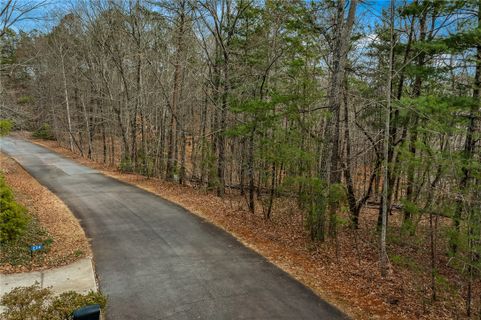 Lot 9 Bay View Drive sold home in Bay Ridge, Salem, SC