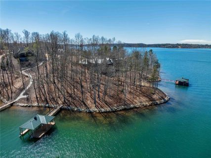 118 Waterfern Court