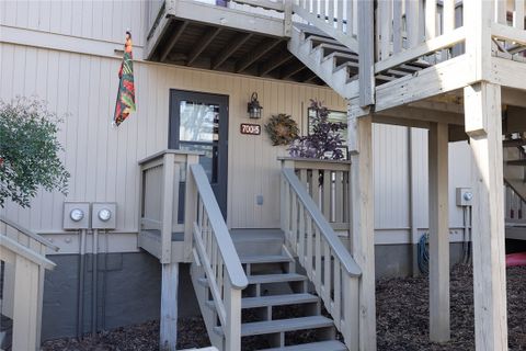 700 Captains Cove Court 5