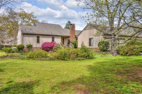 Previously sold for $489,000