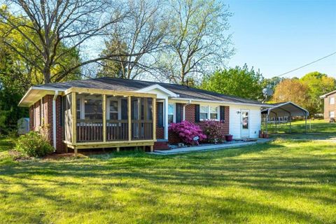 406 Overbrook Drive sold home in Sherwood Forest, Seneca, SC