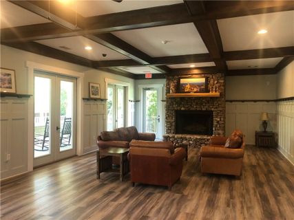 833 Old Greenville Highway 412