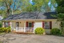 1215 Winding Way sold home in Taylors, SC