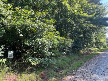 00 Pine Knoll Road sold home in Riverbend, Fair Play, SC