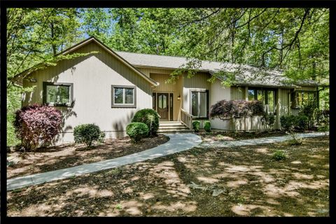 10 Foremast Drive