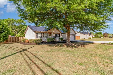 101 Pleasantburg Road sold home in Gilmer Estates, Anderson, SC
