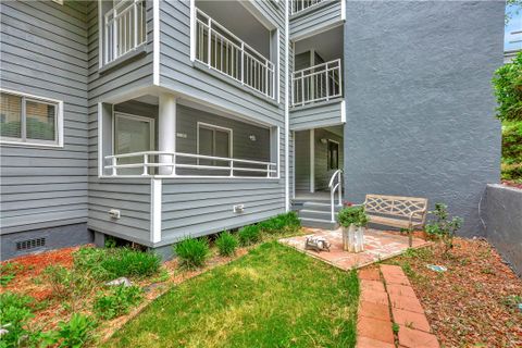 803 Northlake Drive