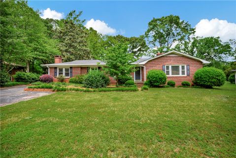 209 Brook Street sold home in Clemson Gardens, Clemson, SC